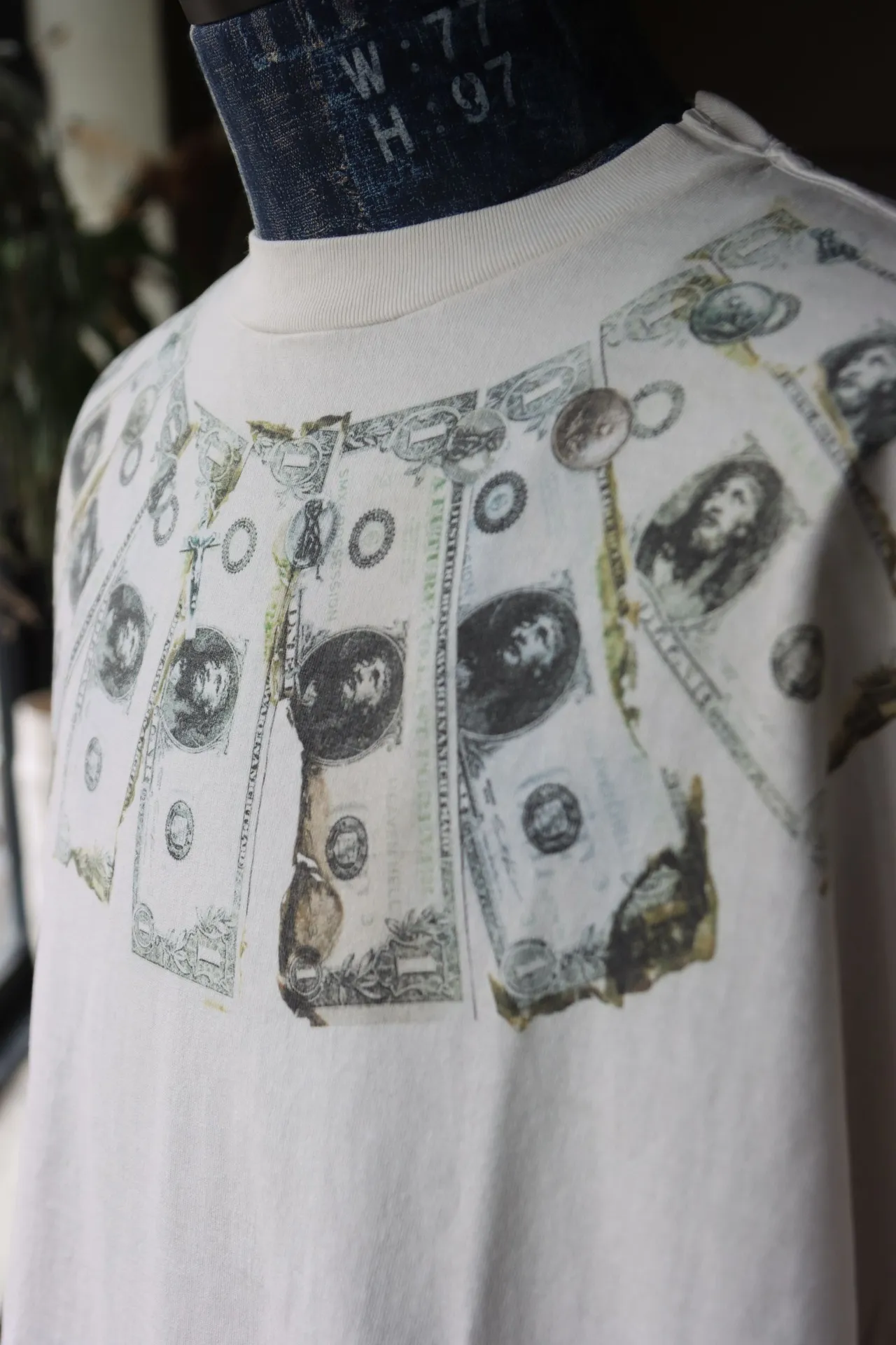 SAINT Mxxxxxx MONEY TEE/WHT dollar necklace, retro short-sleeved, off-white S-XL, ready-to-wear, washed and distressed, authentic level printing, correct accessories/with little angel logo